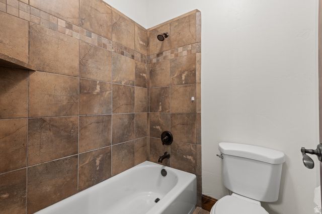 10637 S CRESCENT BEND DR, Sandy, UT 84070