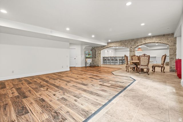 10637 S CRESCENT BEND DR, Sandy, UT 84070