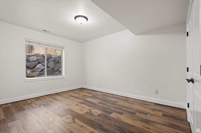 10637 S CRESCENT BEND DR, Sandy, UT 84070