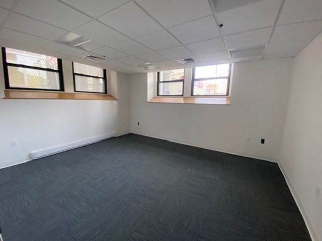 88 Broad St Bsmt, Boston, MA 02110
