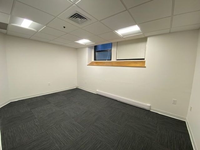 88 Broad St Bsmt, Boston, MA 02110