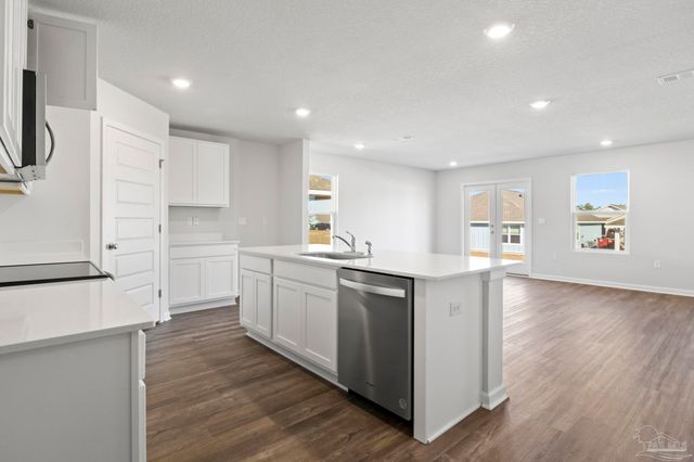 4765 Eider Rd, Pace, FL 32571