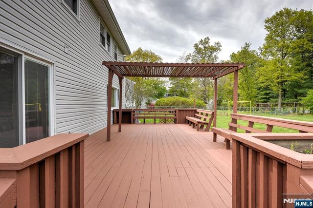 6 Linda Street, Par-troy Hills Twp., NJ 07054