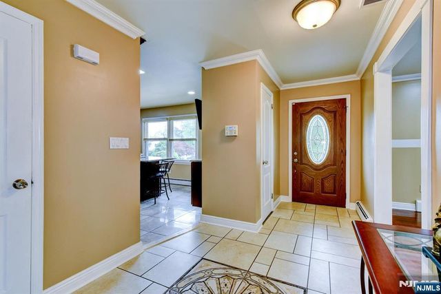 6 Linda Street, Par-troy Hills Twp., NJ 07054