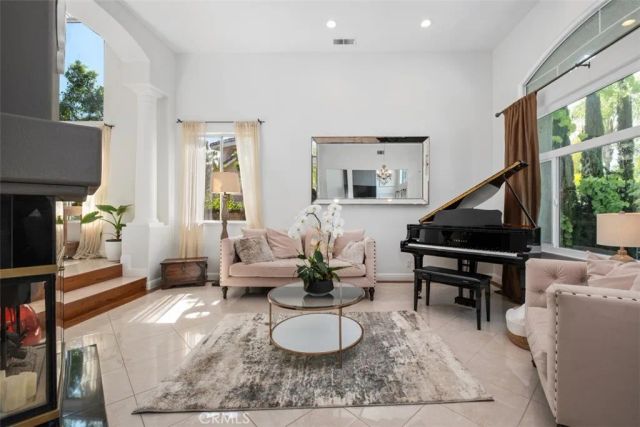 27066 Pacific Terrace, Mission Viejo, CA 92692