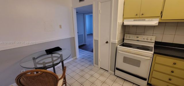 4880 NW 22nd Street 301, Lauderhill, FL 33313