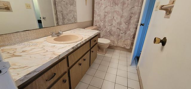 4880 NW 22nd Street 301, Lauderhill, FL 33313