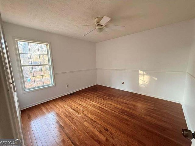 220 Daileys Plantation Drive, Mcdonough, GA 30253