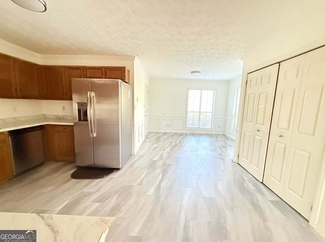 220 Daileys Plantation Drive, Mcdonough, GA 30253