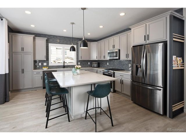 1081 Equinox Ln, Erie, CO 80516