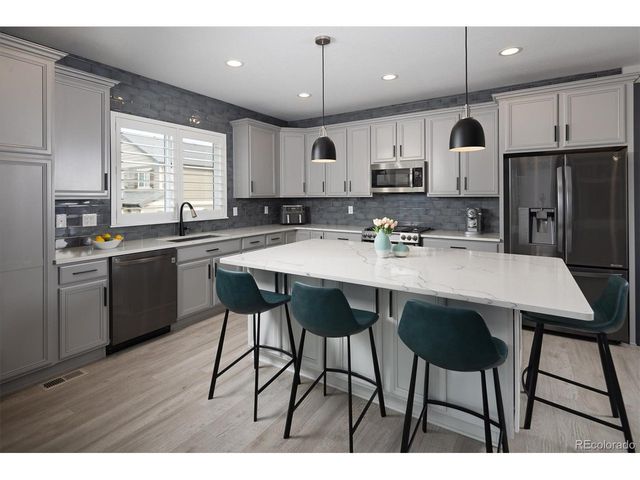 1081 Equinox Ln, Erie, CO 80516