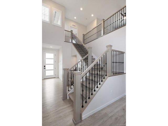 1081 Equinox Ln, Erie, CO 80516