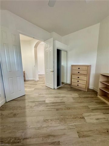 400 Harvard CT, Naples, FL 34104