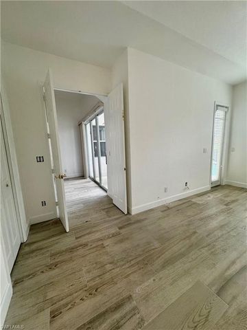 400 Harvard CT, Naples, FL 34104