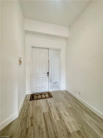 400 Harvard CT, Naples, FL 34104