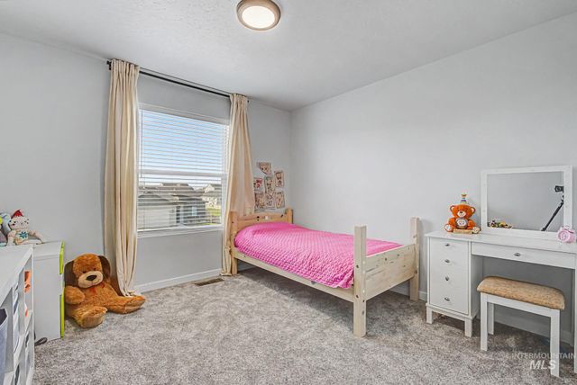 5318 E Grizzly, Nampa, ID 83687