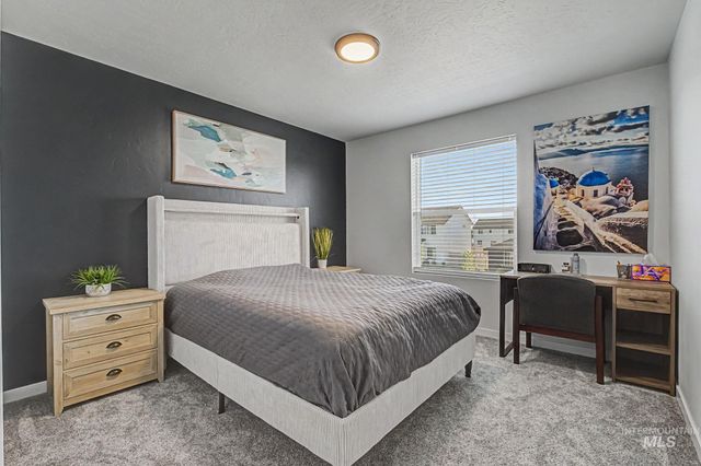 5318 E Grizzly, Nampa, ID 83687