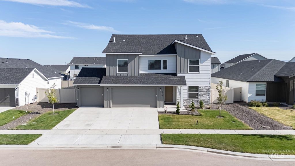 5318 E Grizzly, Nampa, ID 83687