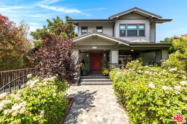 223 N St Andrews Place, Los Angeles, CA 90004