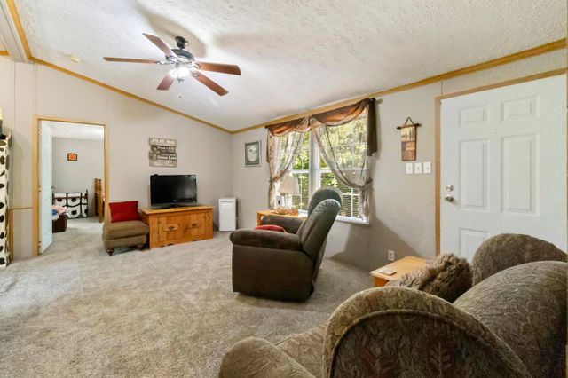 204 County Road 906, Etowah, TN 37331