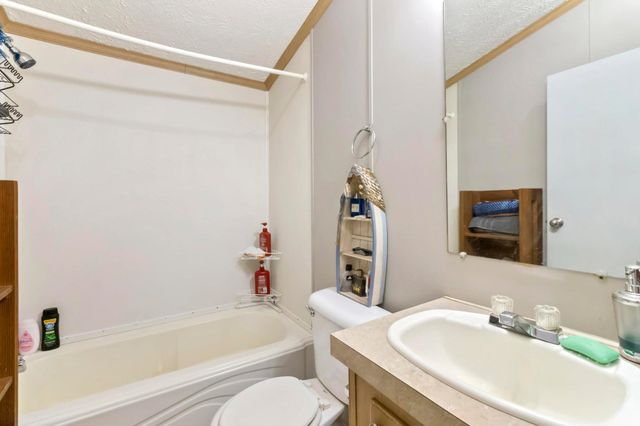 204 County Road 906, Etowah, TN 37331
