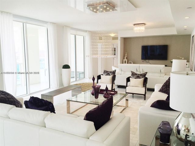 200 Sunny Isles Blvd 2-PH2, Sunny Isles Beach, FL 33160