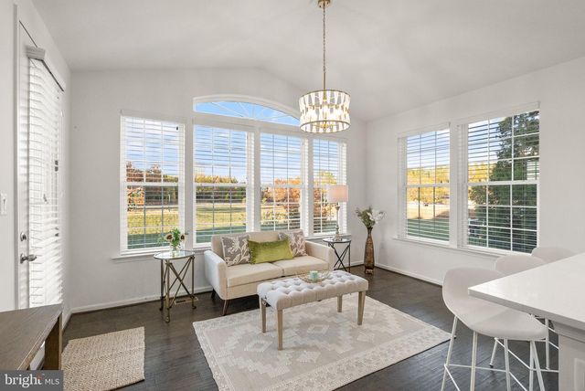 42222 CAMERON PARISH DR, Ashburn, VA 20148