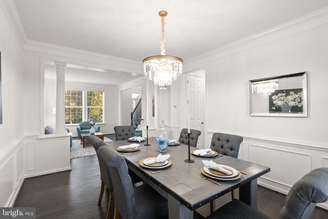 42222 CAMERON PARISH DR, Ashburn, VA 20148