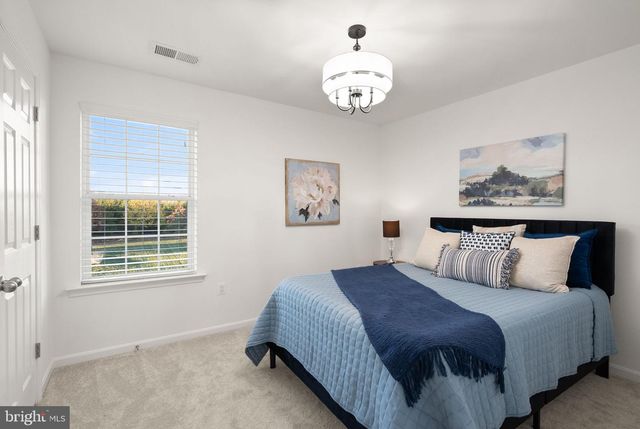 42222 CAMERON PARISH DR, Ashburn, VA 20148