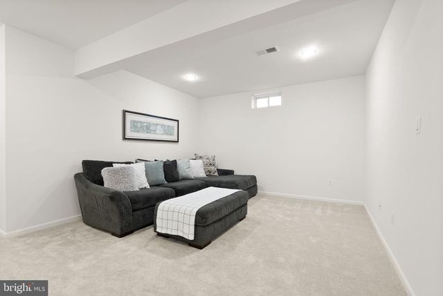 42222 CAMERON PARISH DR, Ashburn, VA 20148