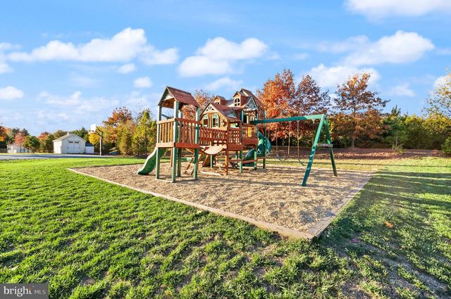 42222 CAMERON PARISH DR, Ashburn, VA 20148