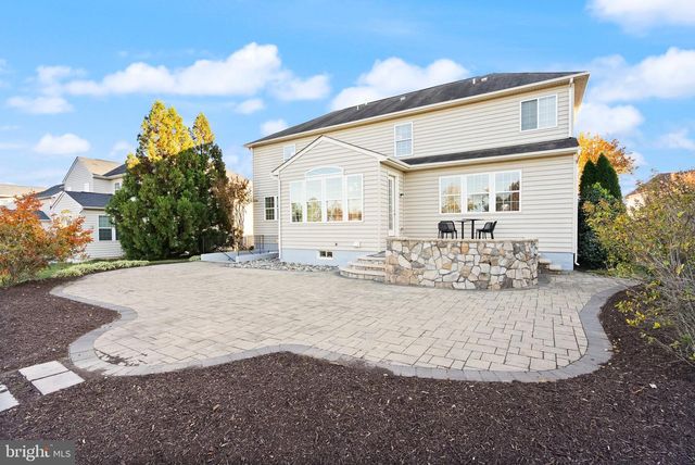 42222 CAMERON PARISH DR, Ashburn, VA 20148