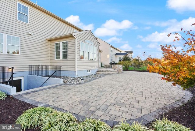 42222 CAMERON PARISH DR, Ashburn, VA 20148