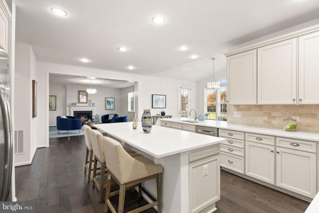 42222 CAMERON PARISH DR, Ashburn, VA 20148