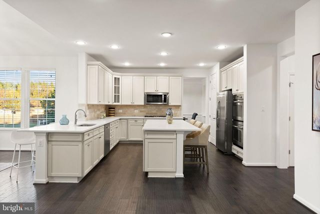 42222 CAMERON PARISH DR, Ashburn, VA 20148