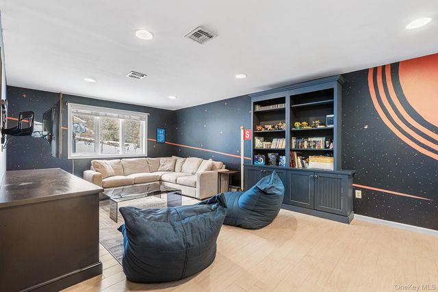 608 Palmer Drive, Nyack, NY 10960