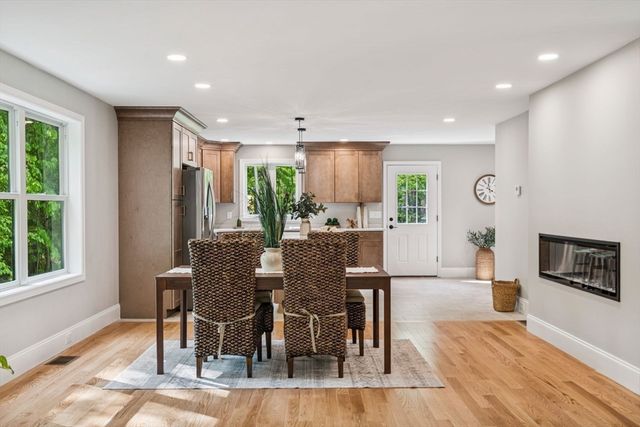 9 Trues Pkwy, Sandown, NH 03873