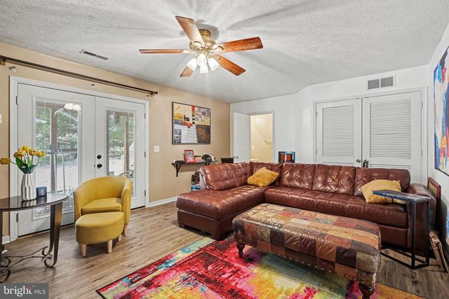 16881 ROOSEVELT LN, Shrewsbury, PA 17361