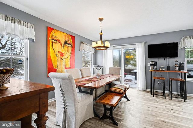 16881 ROOSEVELT LN, Shrewsbury, PA 17361