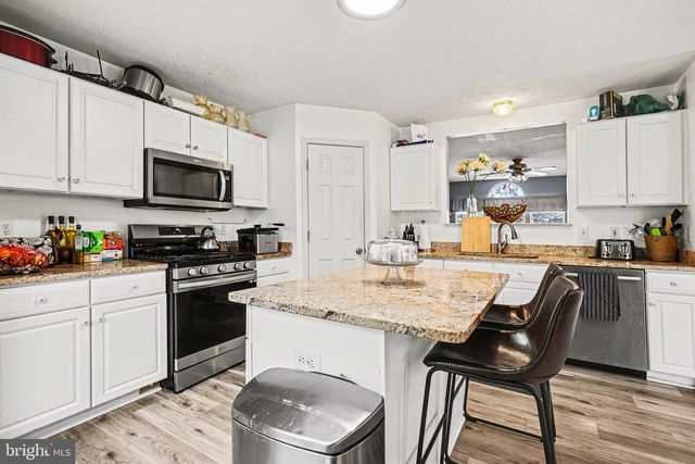 16881 ROOSEVELT LN, Shrewsbury, PA 17361