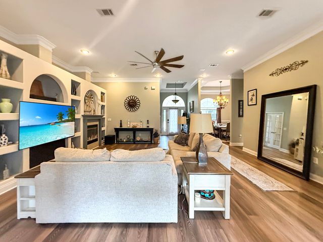 157 Red Maple Way, Niceville, FL 32578