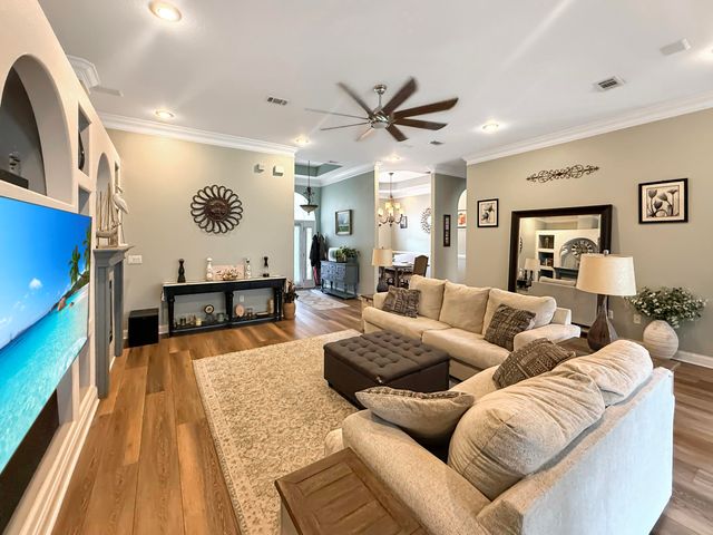 157 Red Maple Way, Niceville, FL 32578
