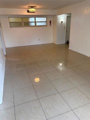 7410 SW 82nd St K203, Miami, FL 33143