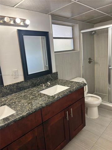 7410 SW 82nd St K203, Miami, FL 33143