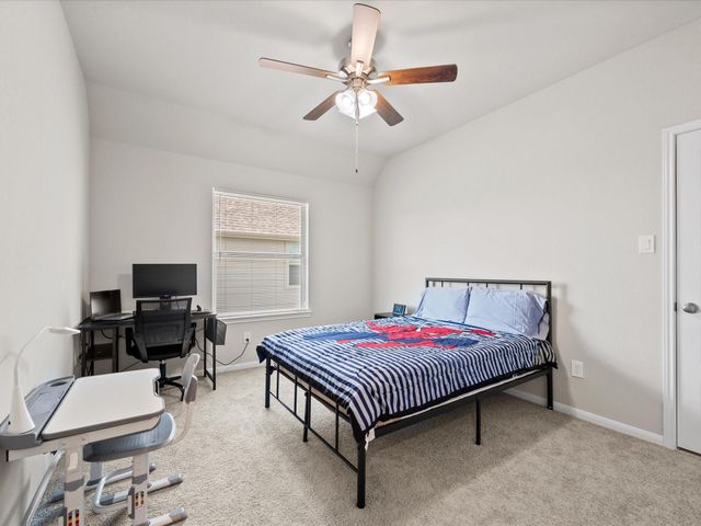 262 Peninsula Point Drive, Montgomery, TX 77356