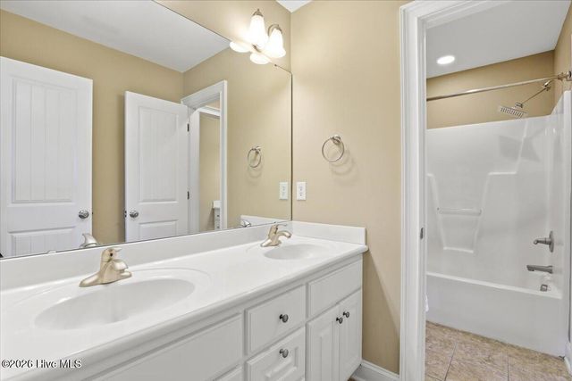 106 Glasgow Lane, La Grange, NC 28551