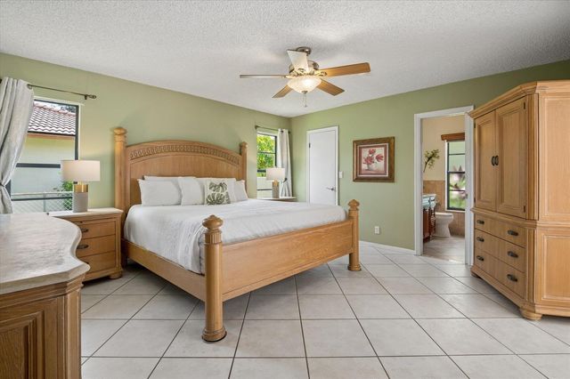 10884 NW 17TH Manor, Coral Springs, FL 33071