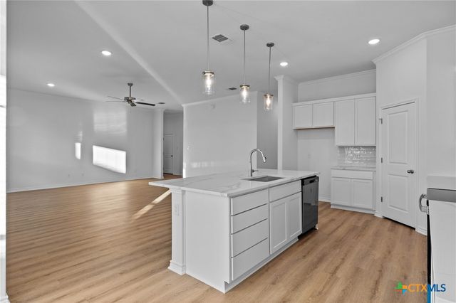1414 Touchstone Drive, Temple, TX 76502