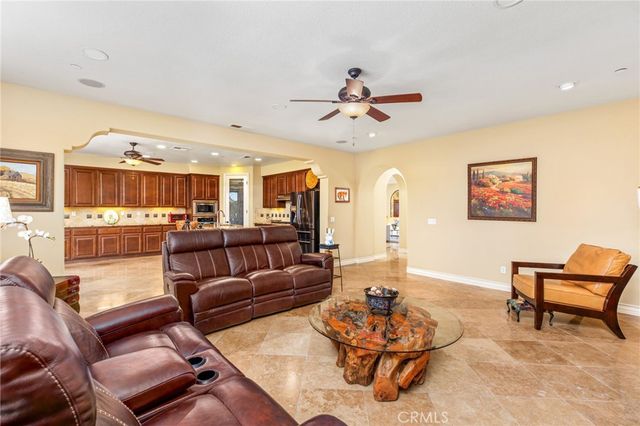 218 Clayton Parkinson Court, Fallbrook, CA 92028