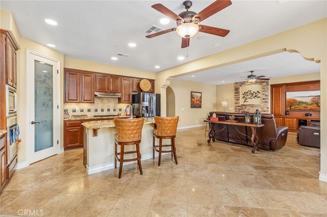 218 Clayton Parkinson Court, Fallbrook, CA 92028